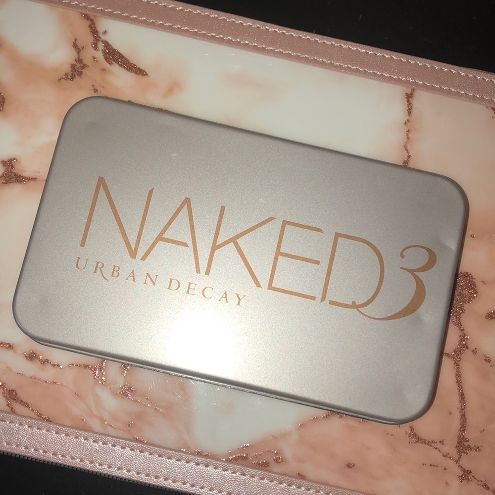 Naked 3 Boxed Brush Set